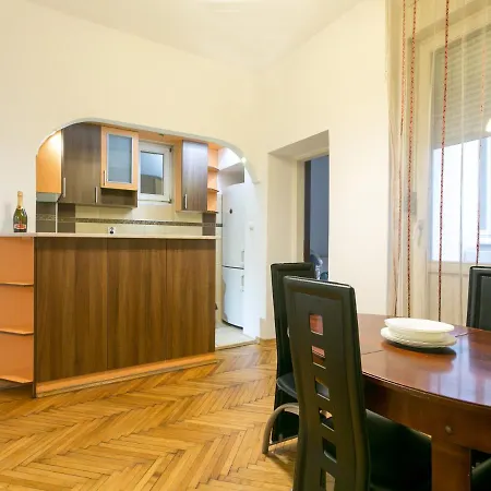 Apartment Marsal Белград Экстерьер фото
